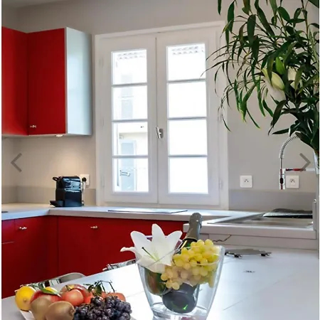 Paradise Apartment *